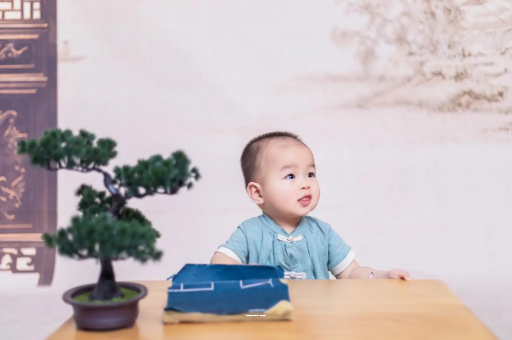 石河子宝宝腿纹不对称怎么办